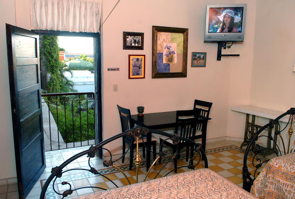 Hotel Machado Mazatlan Bagian luar foto
